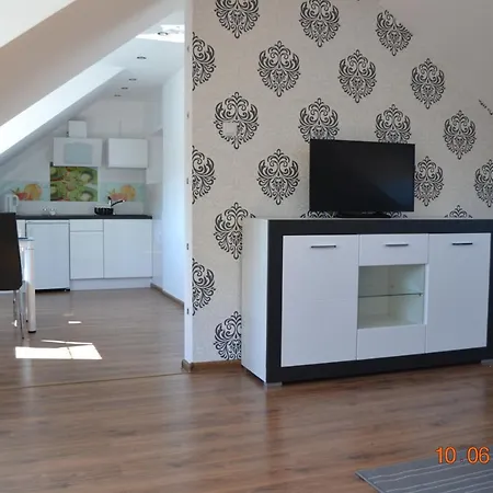 Apartament Lilia *